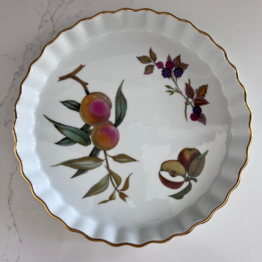 Royal Worcester Evesham Fluted Dish